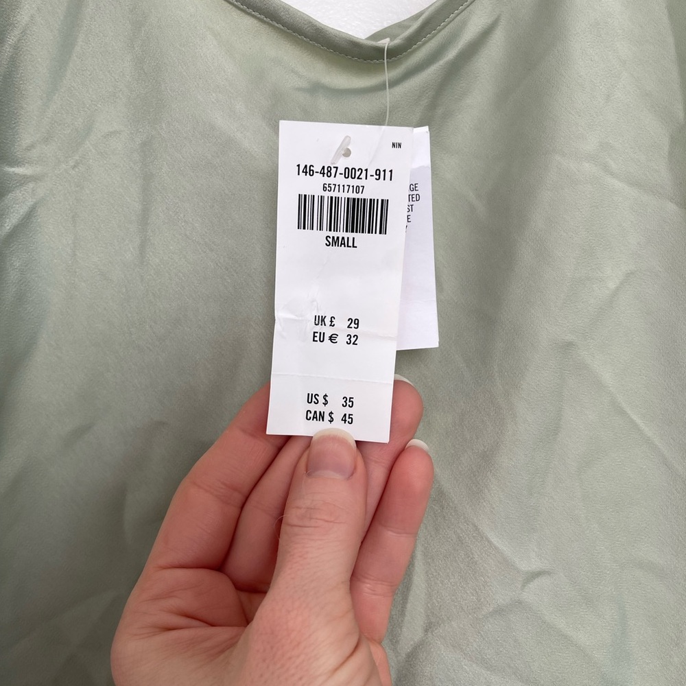 New with tags Abercrombie Green Women's Tank Top - Picture 2 of 4